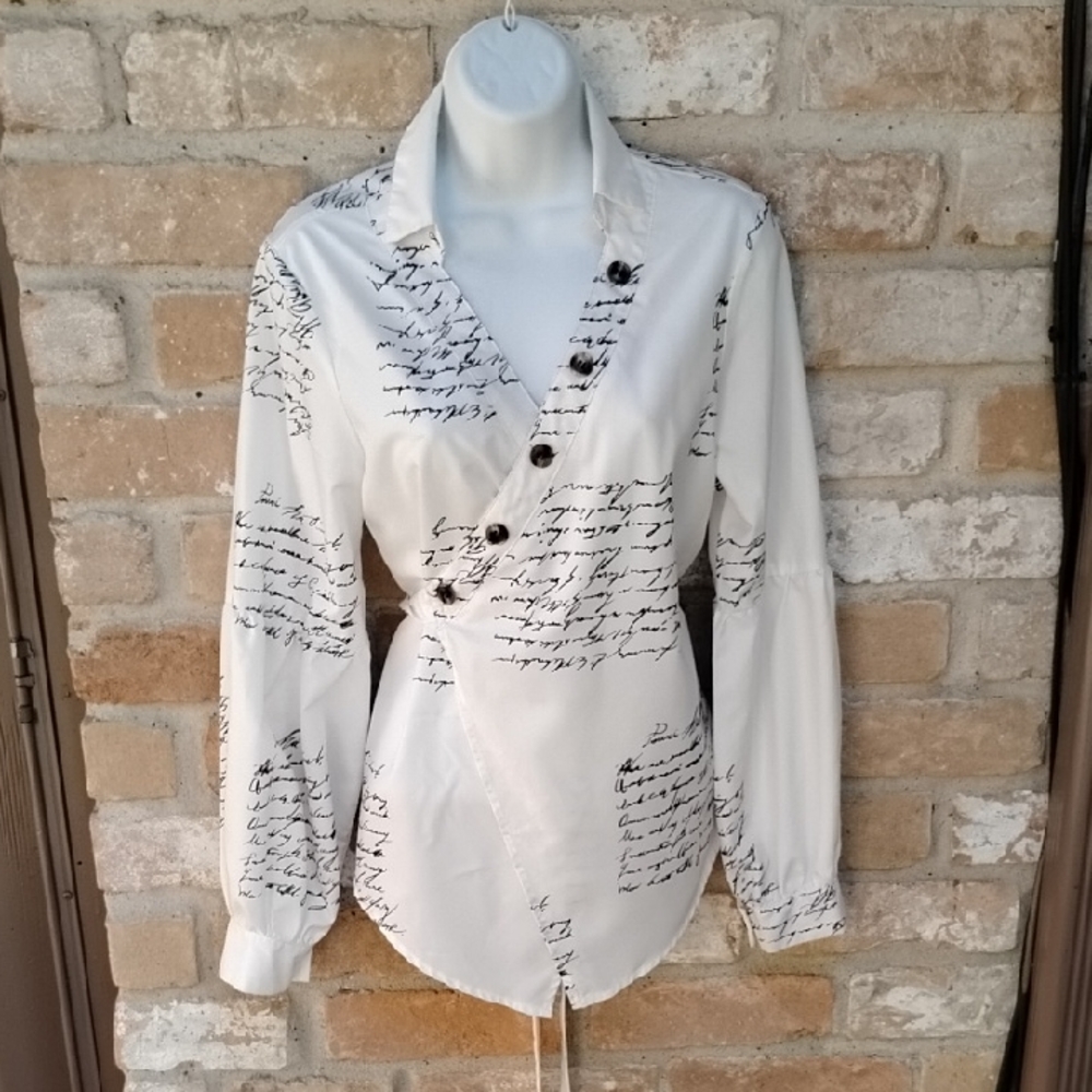 SHEIN White Script Print Blazer